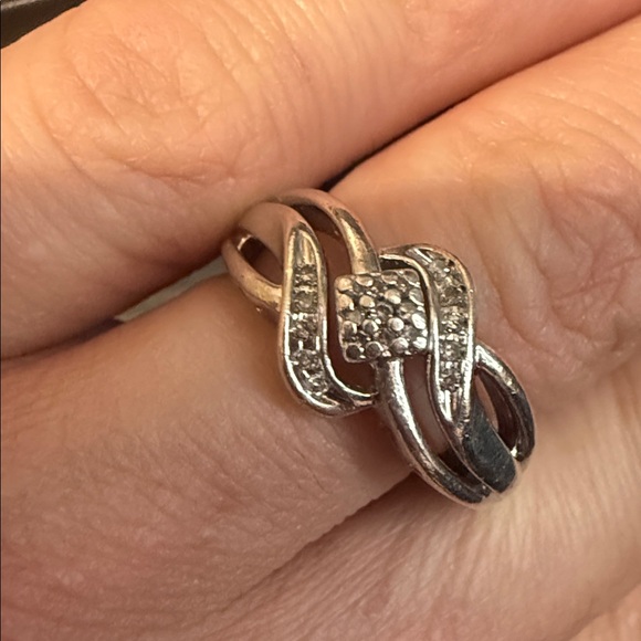 Zales Jewelry - Vintage Sterling 925 Diamond Mom Ring (has video)